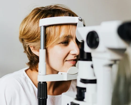 Eye Exam at Gateway Eye Care New Hartford NY
